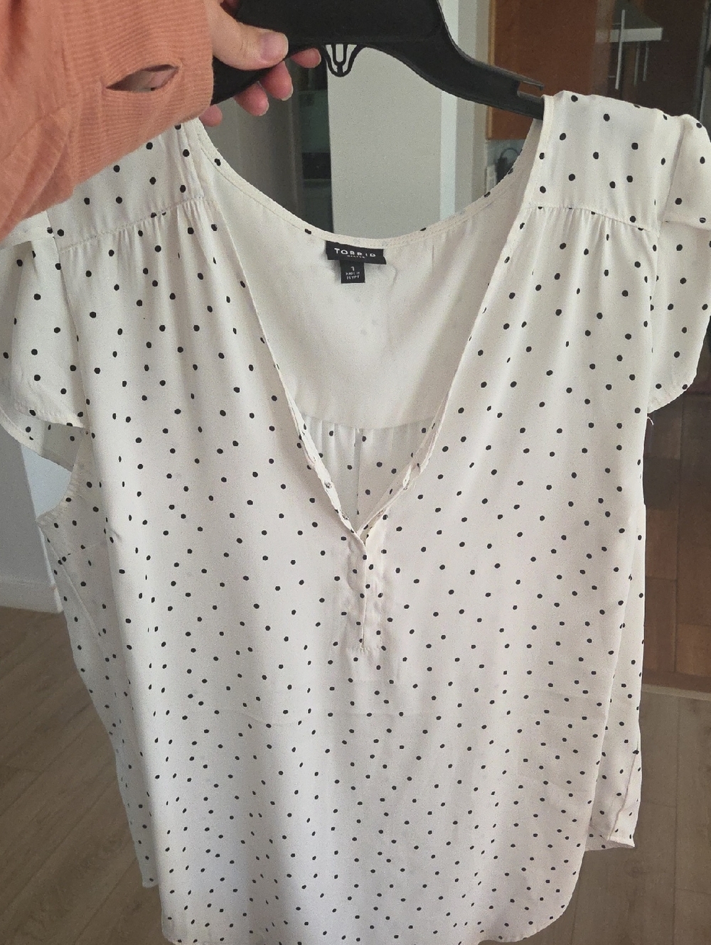 torrid Cream and Black Polka Dot Short Sleeve Blouse